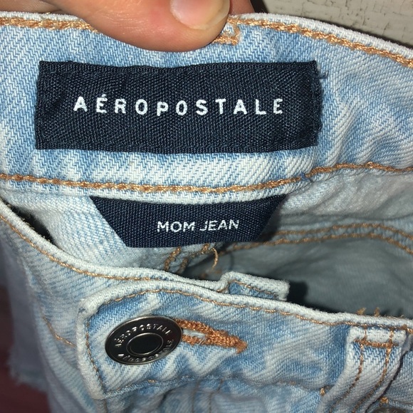Aeropostale mom Jeans distressed white wash jeans size 2 ankle jeans very open - Picture 5 of 6